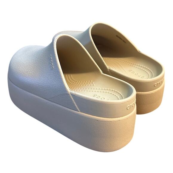NWOT Women 9 Crocs Dylan Platform Clogs Slide-On Shoes Mules Wheat Beige - Picture 3 of 9